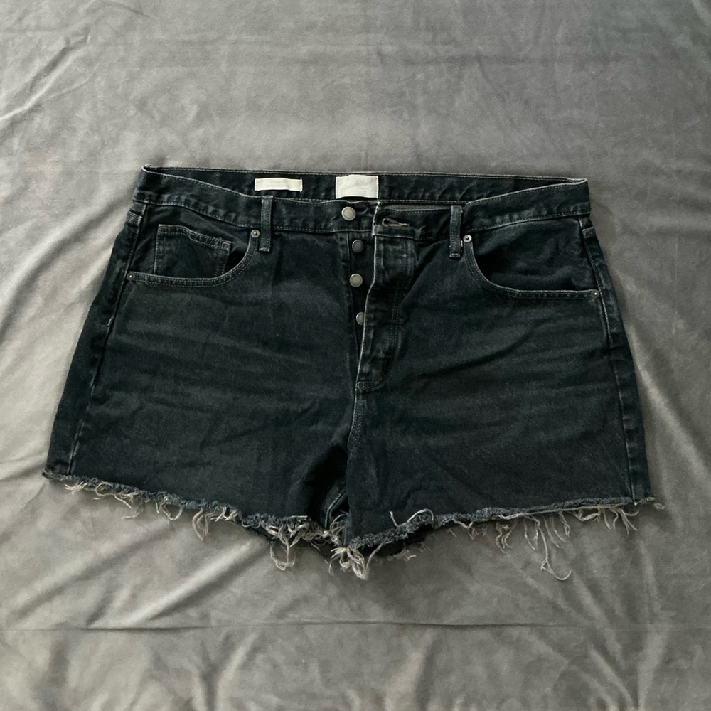 Universal Thread - Black High Rise Women's Distressed Demin Shorts